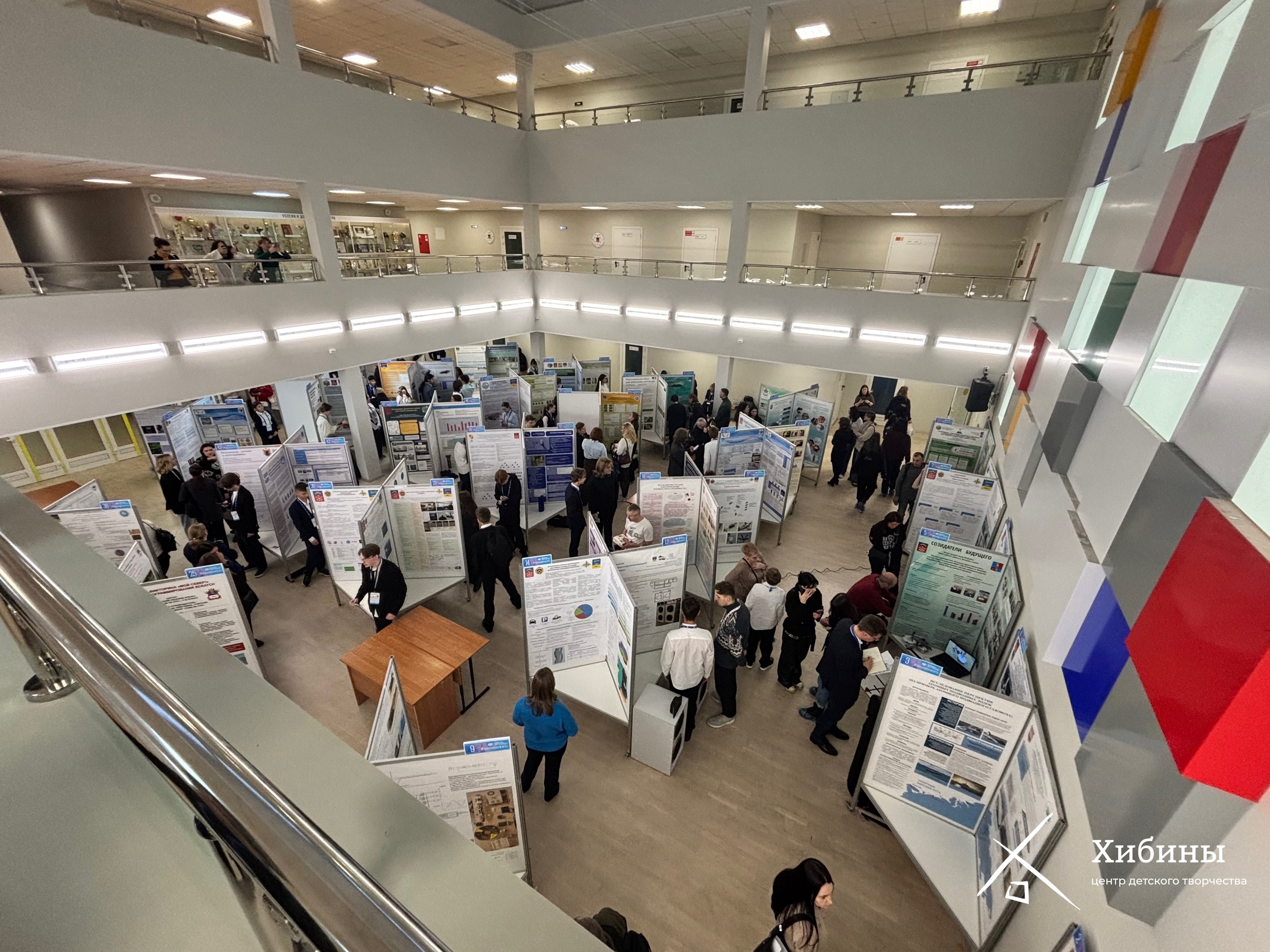 Вот и стартовал первый день Молодёжного научного форума Северо-Запада России «Шаг в будущее»!